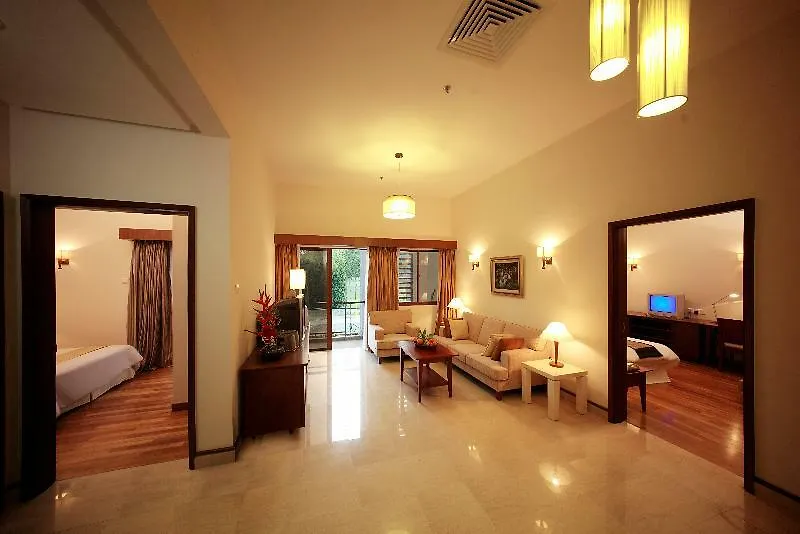 Pulai Springs Resort Official Skudai 4*,