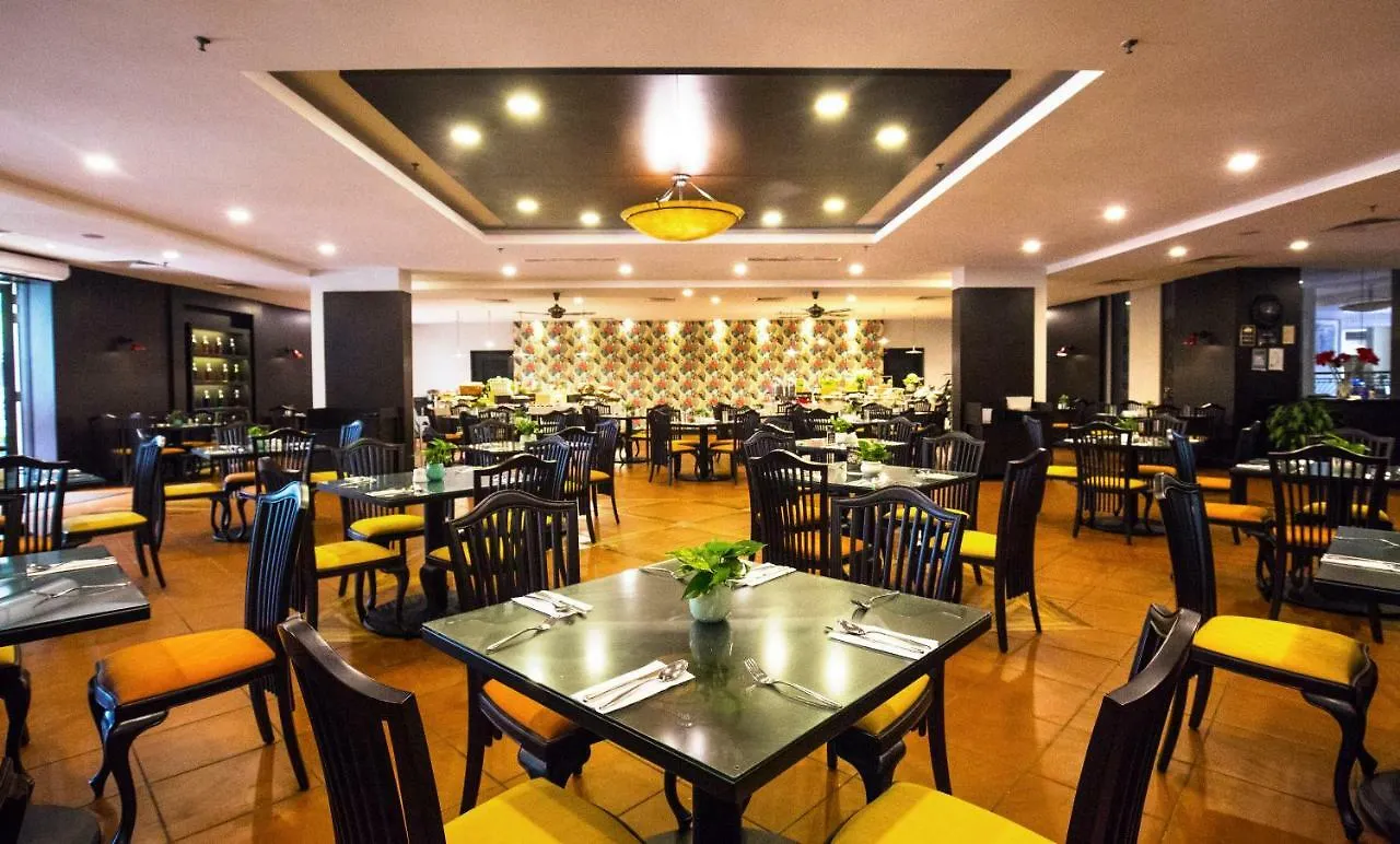 Pulai Springs Resort Official Skudai 4*,